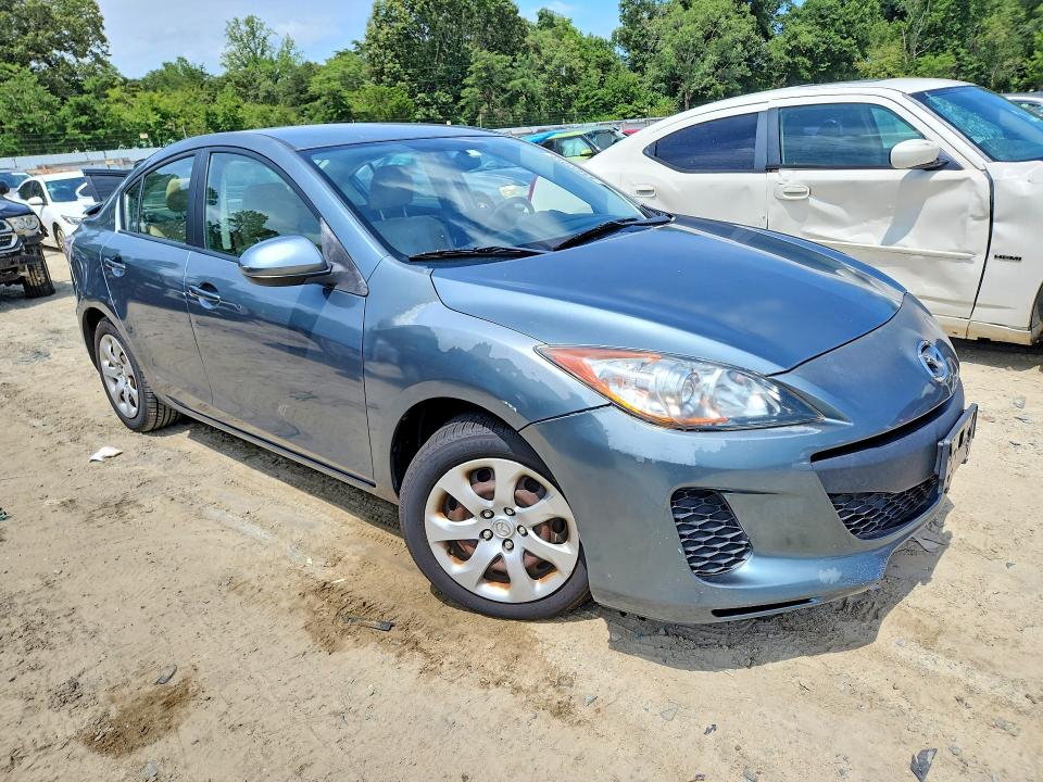 Photo 4 from auction – 2012 MAZDA 3 with VIN JM1BL1UG5C1510694