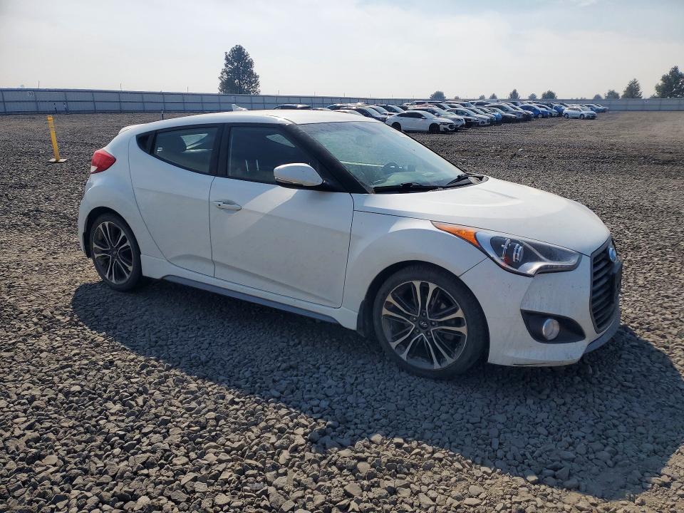 Photo 4 from auction – 2016 HYUNDAI VELOSTER with VIN KMHTC6AEXGU265671