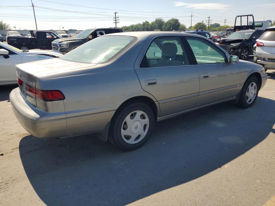 Photo 3 from auction – 1998 TOYOTA CAMRY with VIN JT2BF22K6W0141111