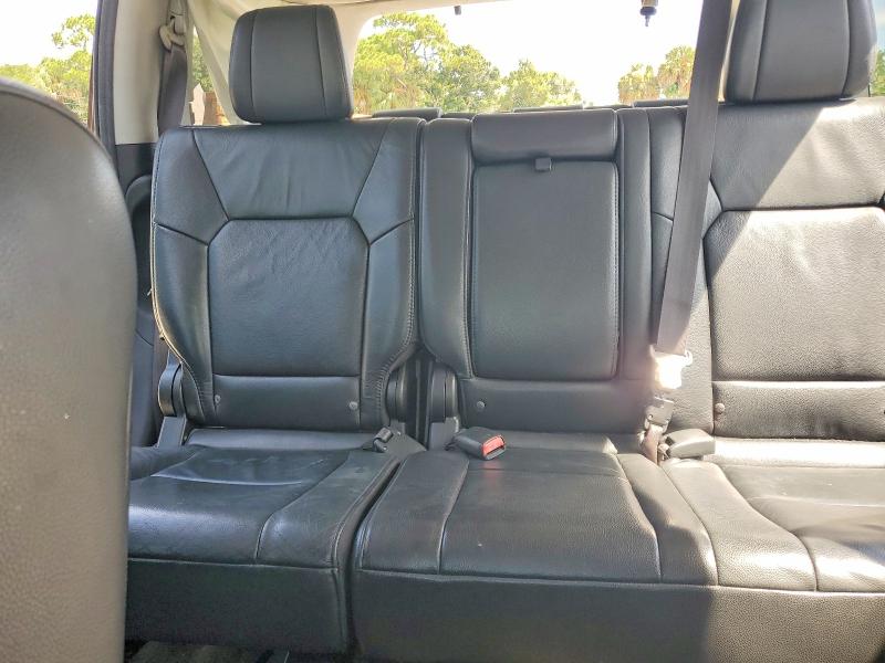Photo 10 from auction – 2015 HONDA PILOT with VIN 5FNYF4H70FB059957