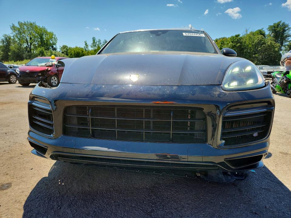 Photo 5 from auction – 2021 PORSCHE CAYENNE with VIN WP1BG2AY4MDA50157
