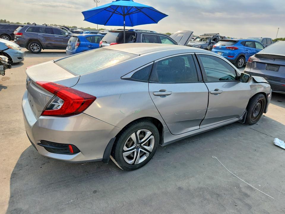 Photo 3 from auction – 2016 HONDA CIVIC with VIN 19XFC2F54GE080257