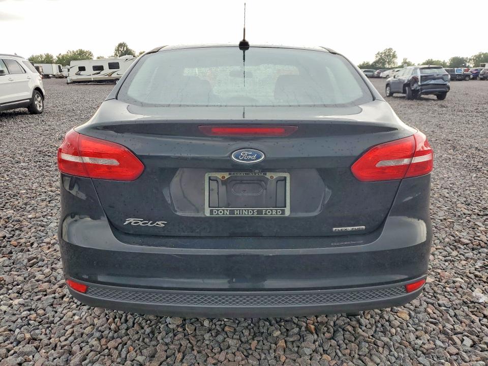 Photo 6 from auction – 2016 FORD FOCUS with VIN 1FADP3E22GL233465