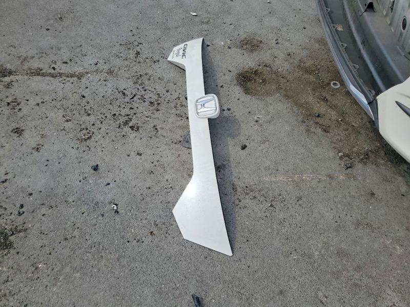 Photo 12 from auction – 2019 HONDA CIVIC with VIN 19XFC2F68KE028681