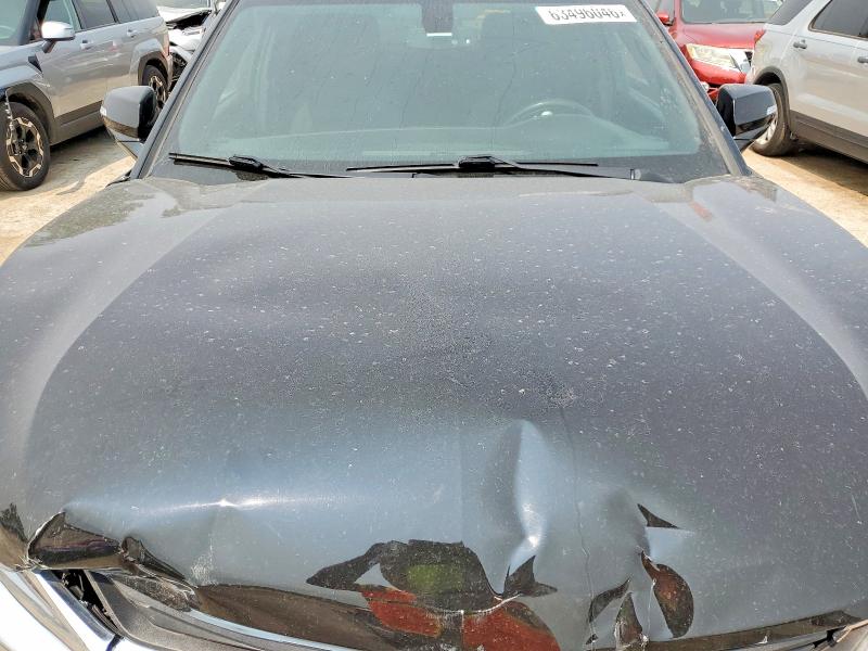 Photo 11 from auction – 2019 CHEVROLET BLAZER with VIN 3GNKBBRAXKS642447
