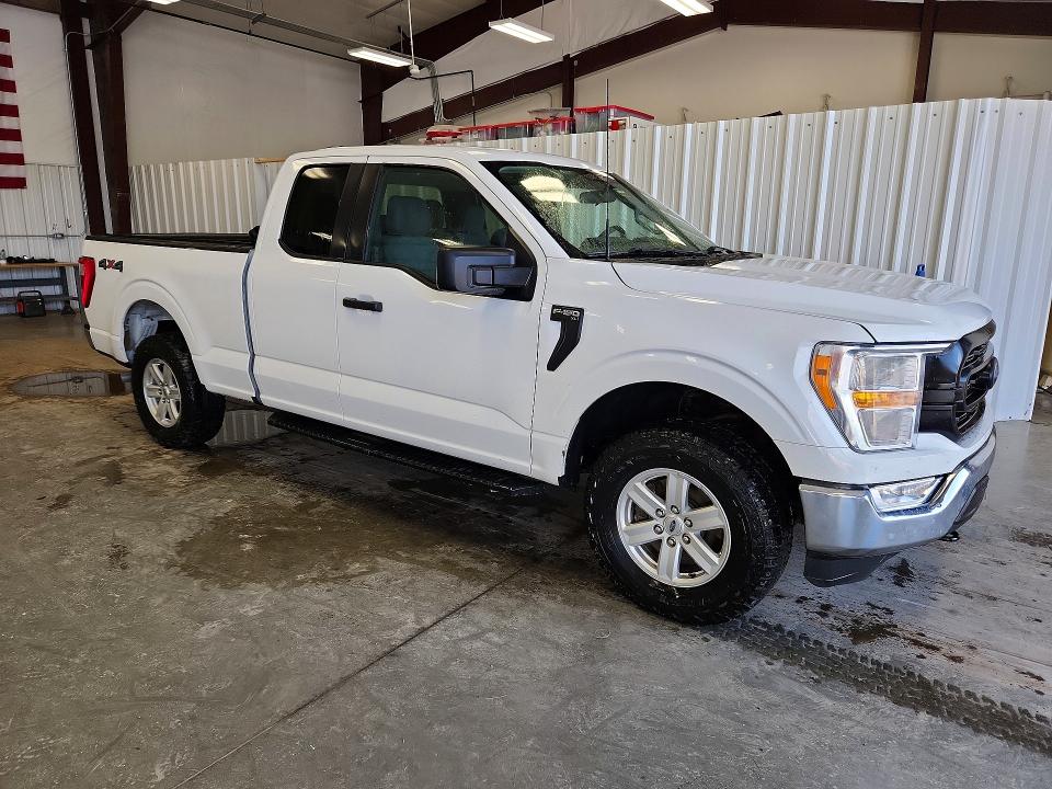 Photo 4 from auction – 2022 FORD F150 with VIN 1FTFX1E59NFB90269
