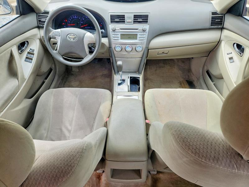 Photo 8 from auction – 2011 TOYOTA CAMRY with VIN 4T1BF3EK8BU176014