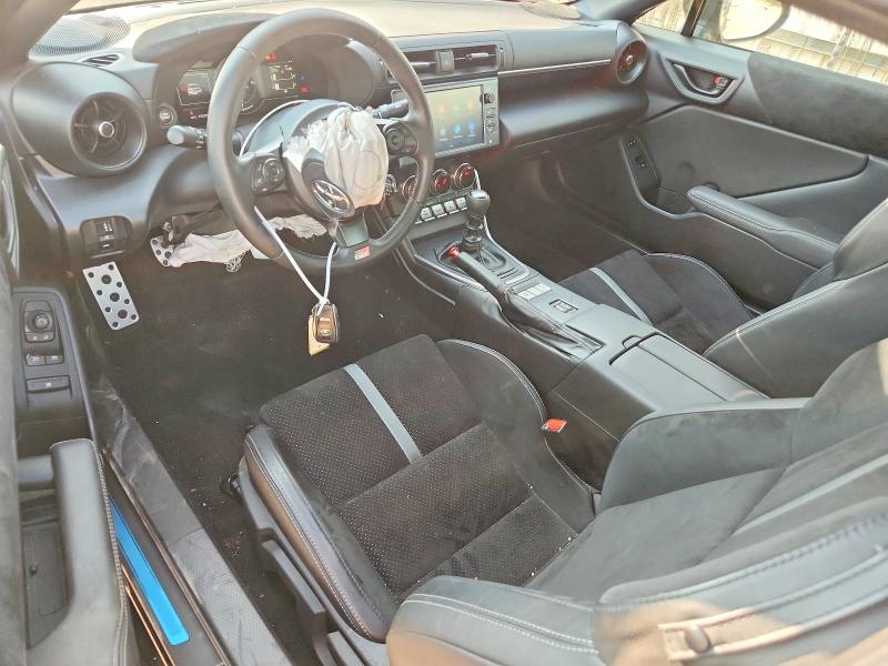 Photo 8 from auction – 2023 TOYOTA GR 86 with VIN JF1ZNBE14P9761969