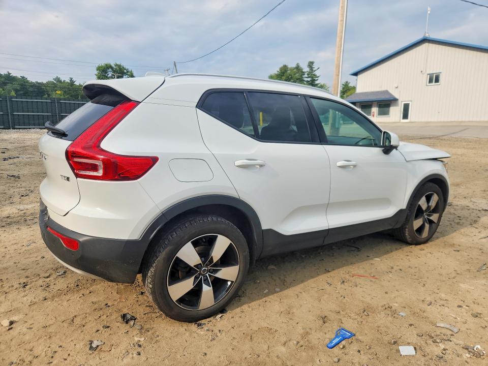 Photo 3 from auction – 2020 VOLVO XC40 with VIN YV4162UK6L2223076