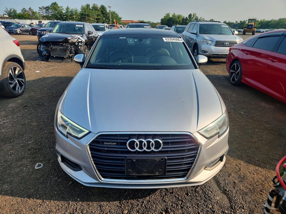 Photo 5 from auction – 2017 AUDI A3 with VIN WAUB8GFF2H1074271