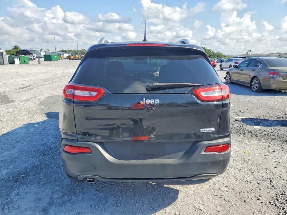 Photo 6 from auction – 2018 JEEP CHEROKEE with VIN 1C4PJLCB8JD595779