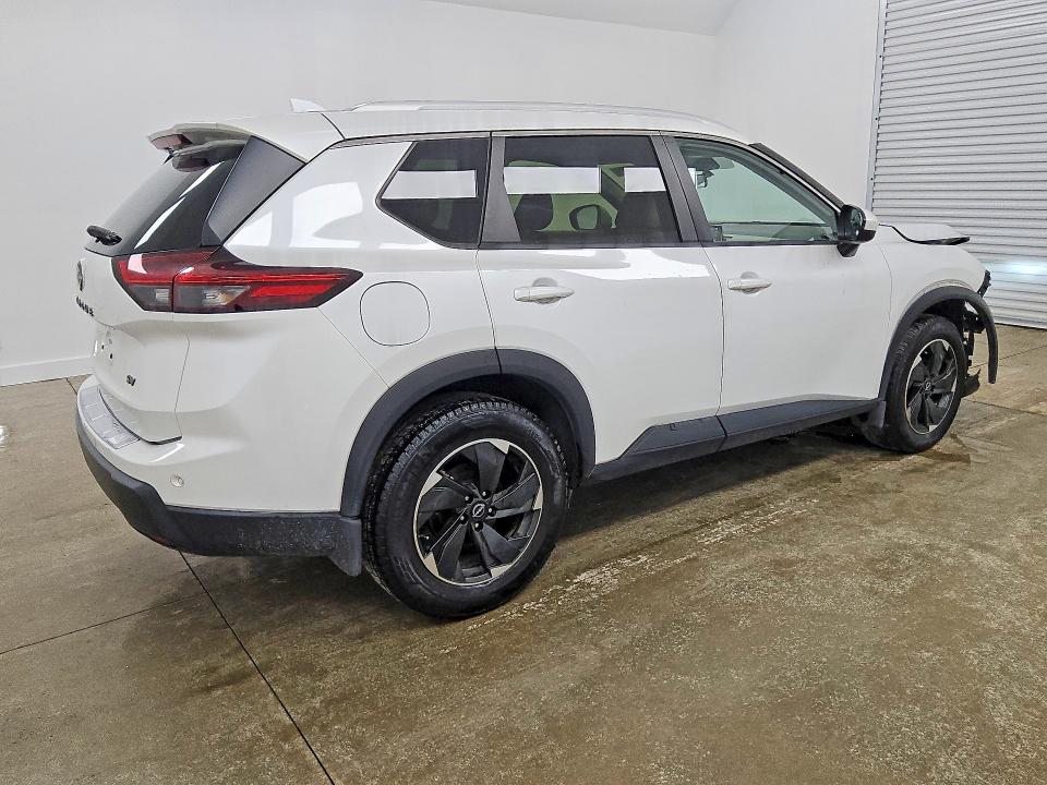 Photo 3 from auction – 2024 NISSAN ROGUE with VIN JN8BT3BA5RW355980
