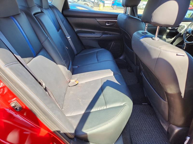 Photo 10 from auction – 2018 NISSAN ALTIMA with VIN 1N4AL3AP1JC264035