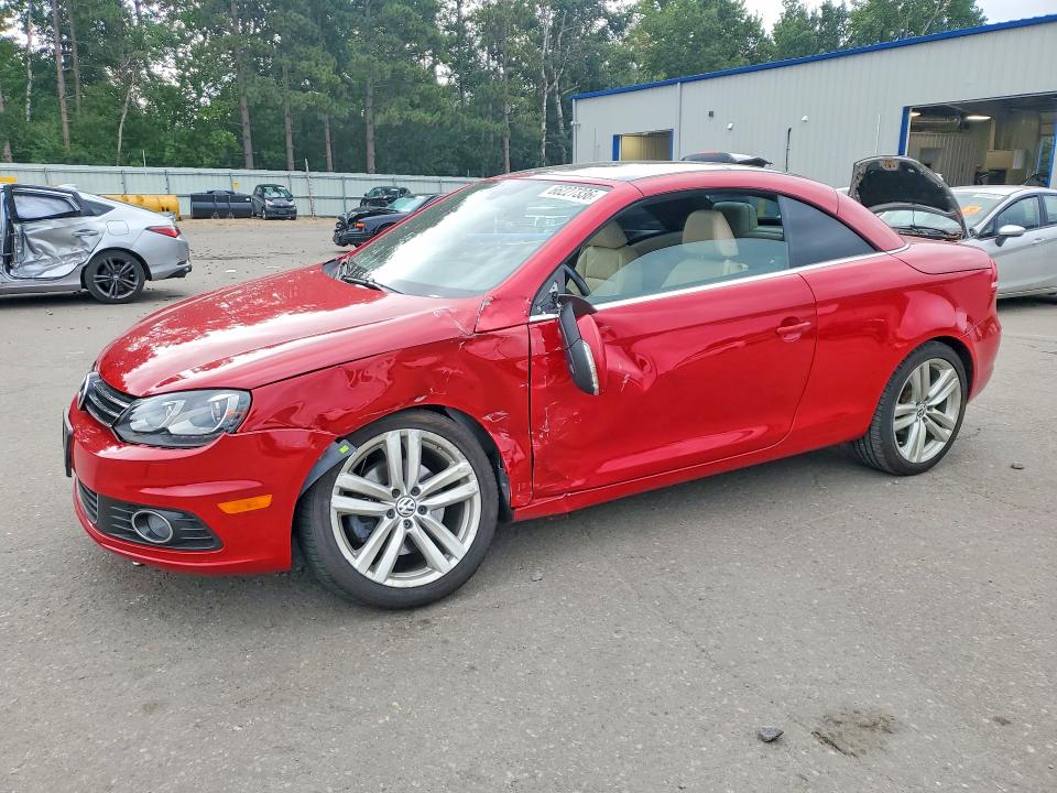 VOLKSWAGEN EOS 2013 with VIN WVWFW8AH4DV003701 - Photo from auction