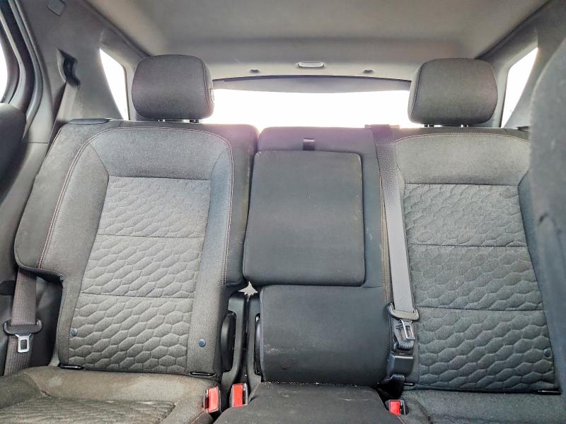 Photo 10 from auction – 2018 CHEVROLET EQUINOX with VIN 3GNAXJEV4JS561555