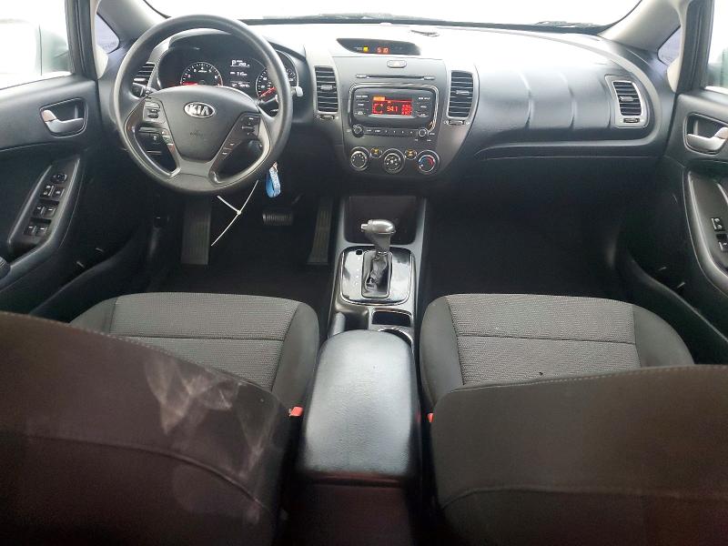 Photo 8 from auction – 2017 KIA FORTE with VIN 3KPFK4A71HE146398