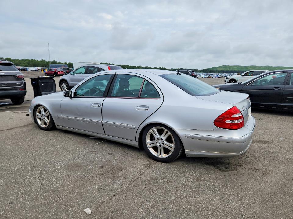 Photo 2 from auction – 2004 MERCEDES-BENZ E with VIN WDBUF83J44X120902