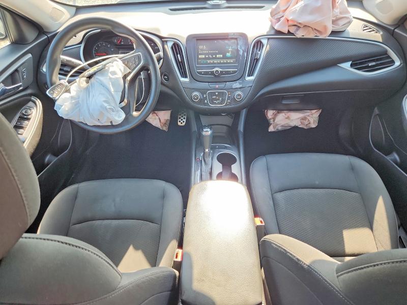 Photo 8 from auction – 2016 CHEVROLET MALIBU with VIN 1G1ZB5ST4GF285517