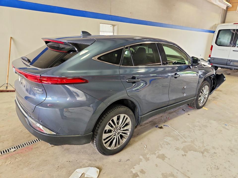 Photo 3 from auction – 2021 TOYOTA VENZA with VIN JTEAAAAH1MJ024413