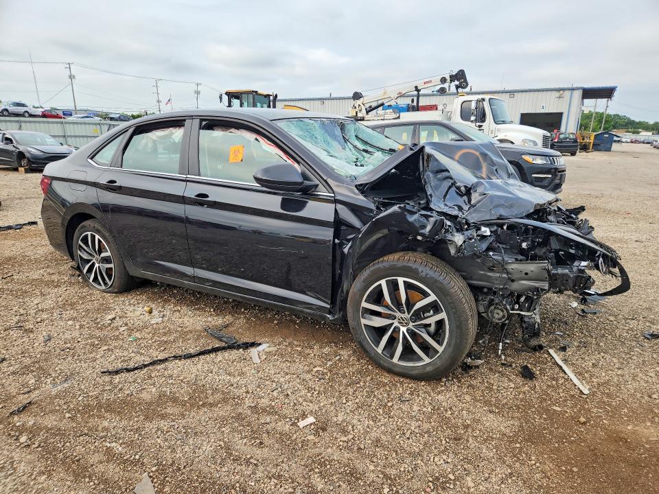 Photo 4 from auction – 2026 VOLKSWAGEN JETTA with VIN 3VW7W7BUXTM050232
