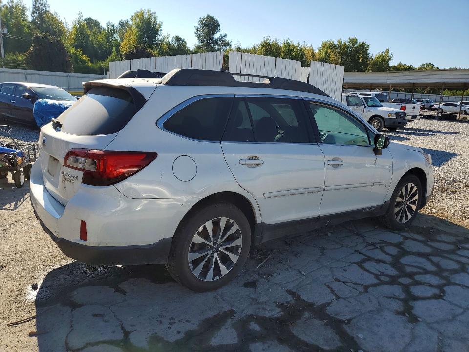 Photo 3 from auction – 2017 SUBARU OUTBACK with VIN 4S4BSANC3H3424449