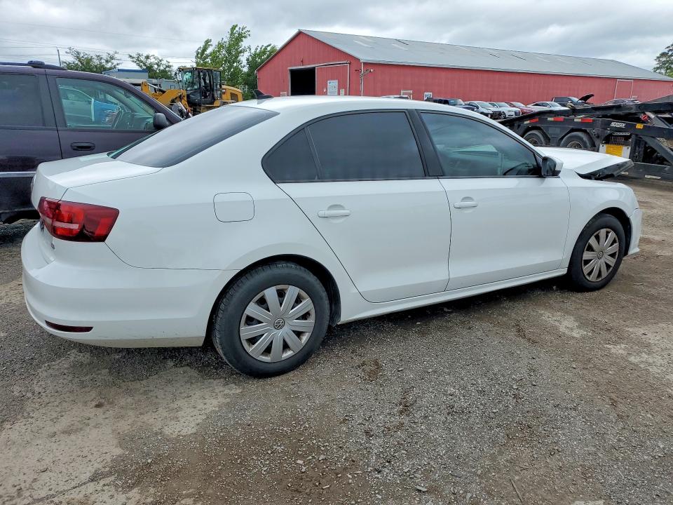 Photo 3 from auction – 2017 VOLKSWAGEN JETTA with VIN 3VW2B7AJ1HM216660