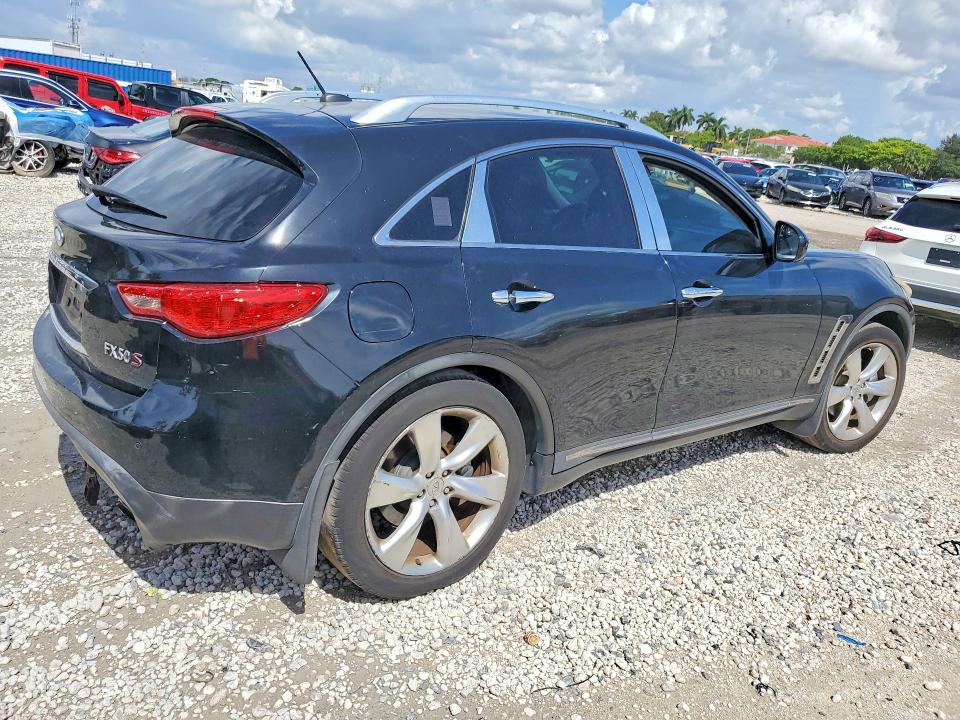 Photo 3 from auction – 2009 INFINITI FX50 with VIN JNRBS18W79M201370