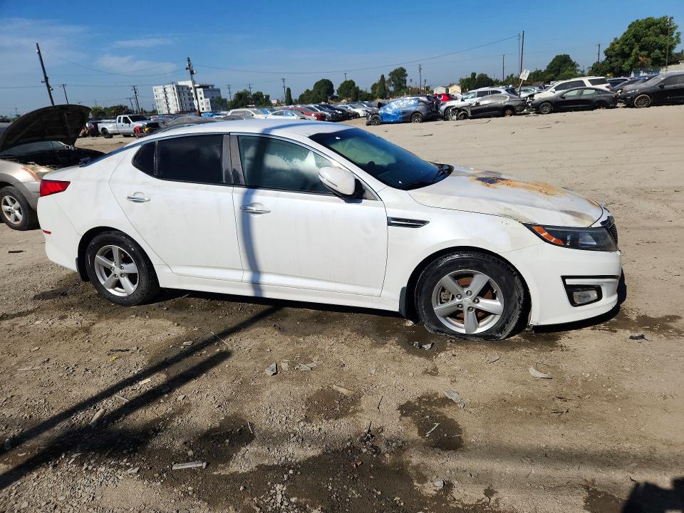 Photo 4 from auction – 2015 KIA OPTIMA with VIN 5XXGM4A74FG374365