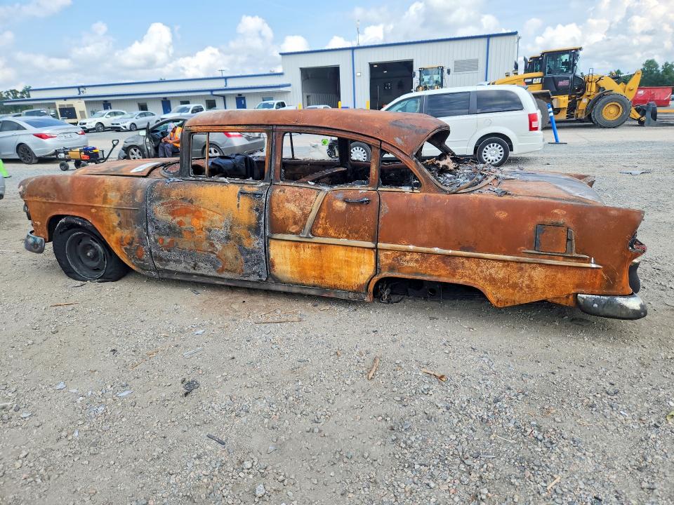 Photo 2 from auction – 1955 CHEVROLET UK with VIN B55N068064