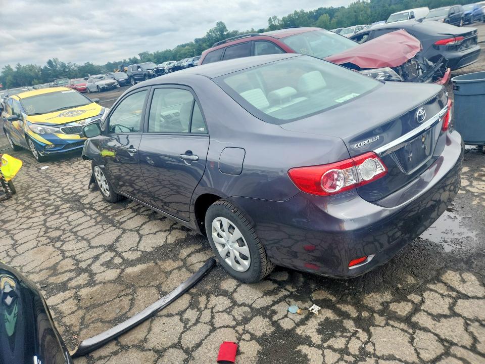 Снимка 2 от търг – 2011 TOYOTA COROLLA с VIN JTDBU4EE8B9141552