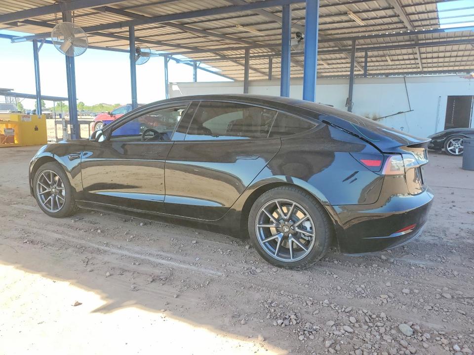 Zdjęcie 2 z aukcji – 2021 TESLA MODEL 3 z VIN 5YJ3E1EB8MF070965