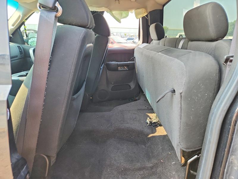Photo 10 from auction – 2010 CHEVROLET SILVERADO with VIN 1GCSCREA7AZ110921