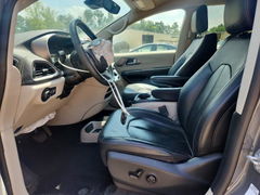 Photo 7 from auction – 2022 CHRYSLER PACIFICA with VIN 2C4RC1L75NR164113