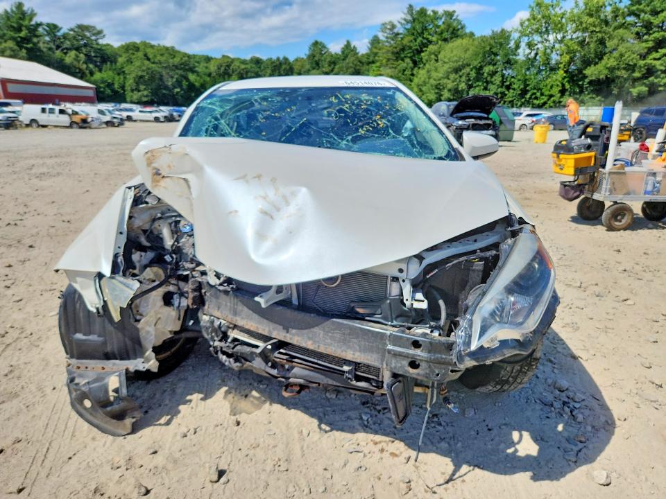 Photo 5 from auction – 2014 TOYOTA COROLLA with VIN 5YFBPRHEXEP004529