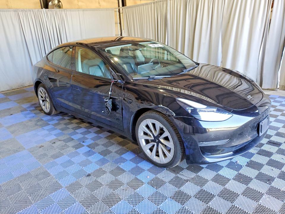 Photo 4 from auction – 2022 TESLA MODEL 3 with VIN 5YJ3E1EA4NF369684