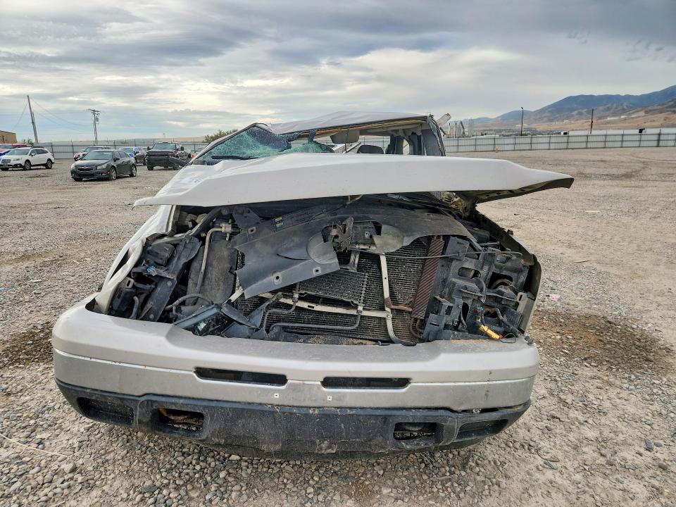Photo 5 from auction – 2006 CHEVROLET SILVERADO with VIN 1GCEK19B46Z216321