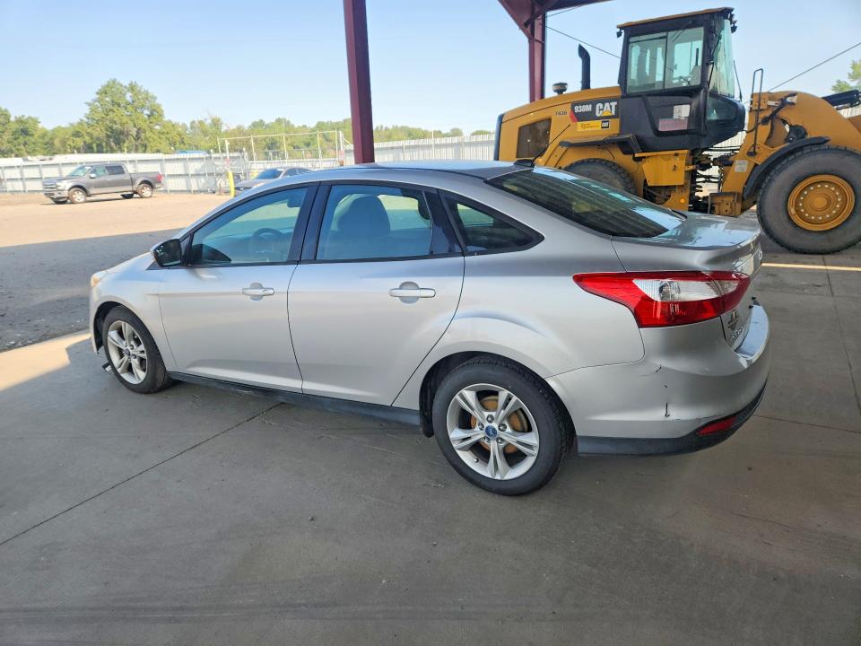 Photo 2 from auction – 2013 FORD FOCUS with VIN 1FADP3F25DL355103