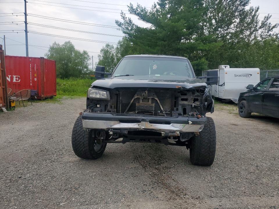 Foto 5 de la subasta – 2003 CHEVROLET SILVERADO con VIN 2GCEK19TX31366091