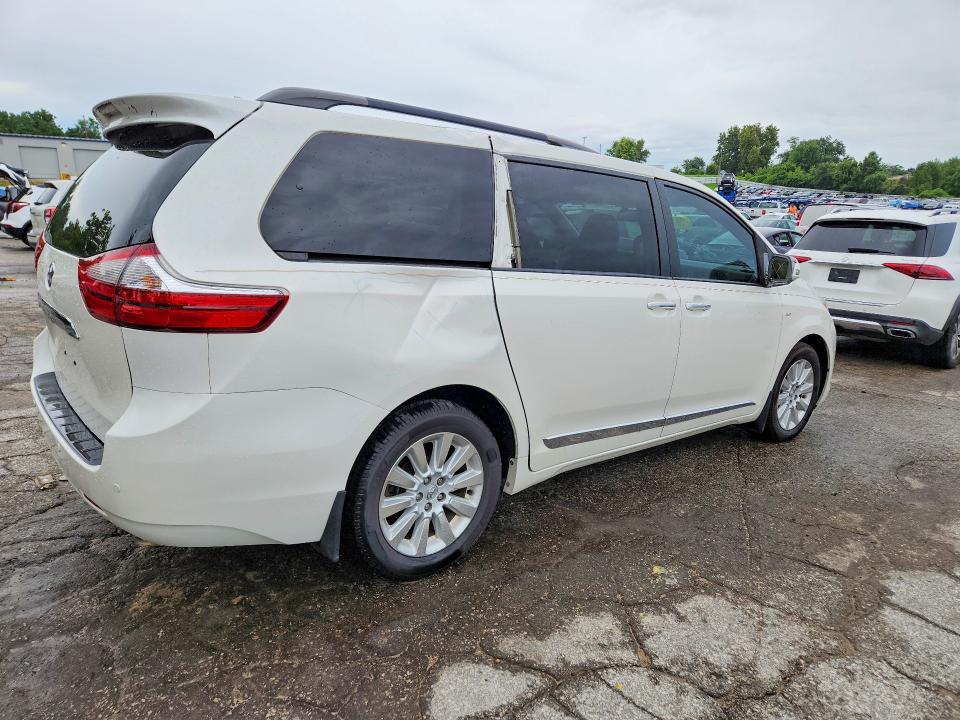 Photo 3 from auction – 2016 TOYOTA SIENNA with VIN 5TDDK3DCXGS144745