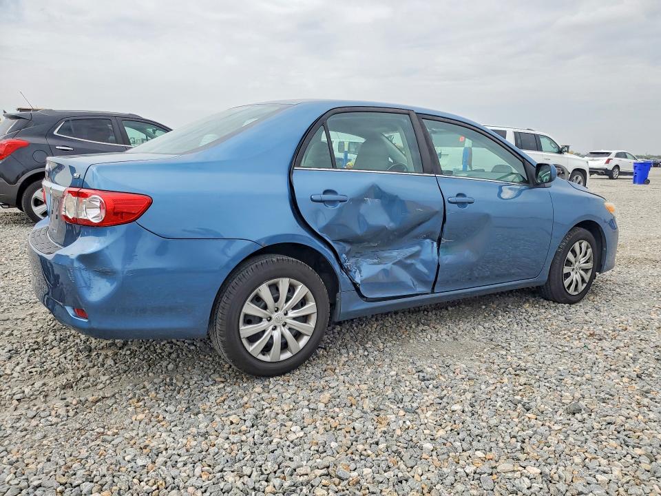 Photo 3 from auction – 2013 TOYOTA COROLLA with VIN 5YFBU4EE2DP169182
