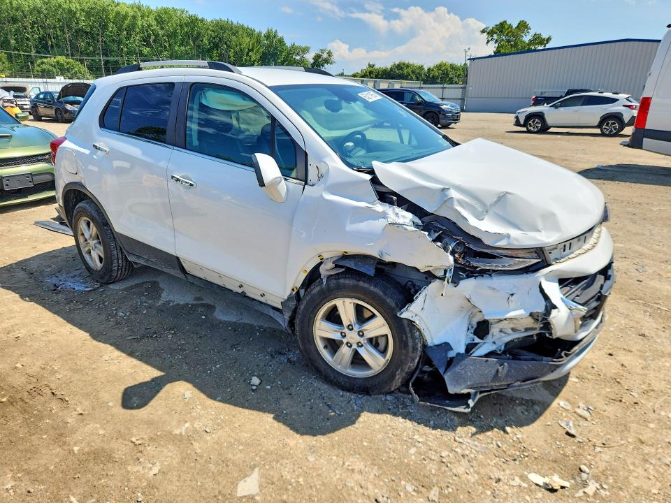 Photo 4 from auction – 2019 CHEVROLET TRAX with VIN KL7CJPSB6KB834277