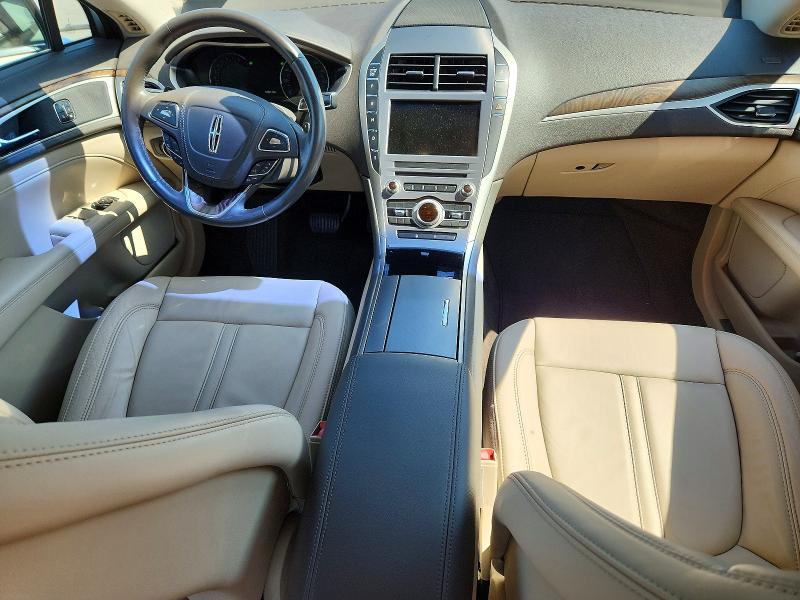 Photo 8 from auction – 2017 LINCOLN MKZ with VIN 3LN6L5C91HR618458