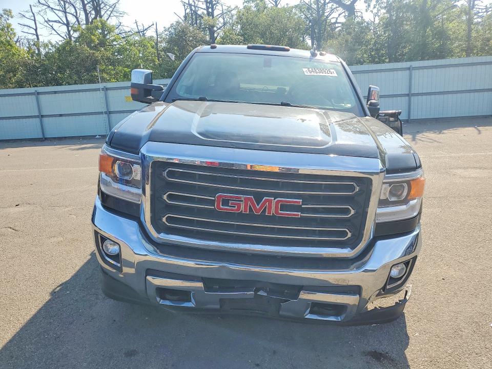 Photo 5 from auction – 2018 GMC SIERRA with VIN 1GT22TEG6JZ219701