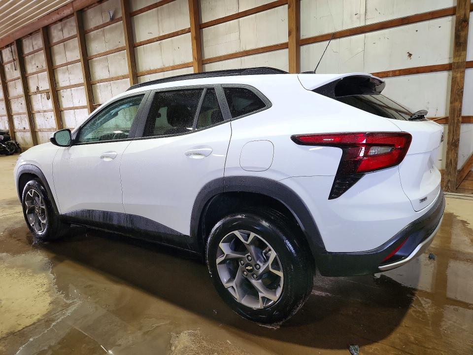 Photo 2 from auction – 2026 CHEVROLET TRAX with VIN KL77LHEP2TC168264