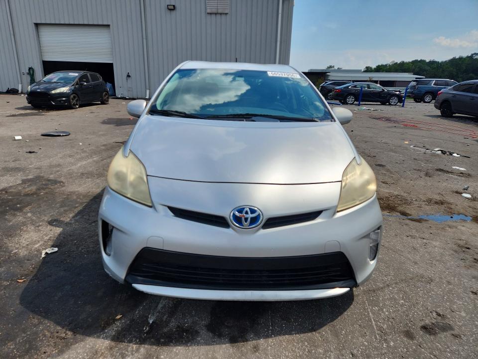 Photo 5 from auction – 2013 TOYOTA PRIUS with VIN JTDKN3DUXD5566104