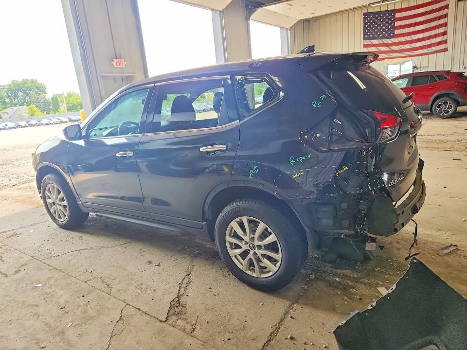 Photo 2 from auction – 2018 NISSAN ROGUE with VIN KNMAT2MV5JP615035