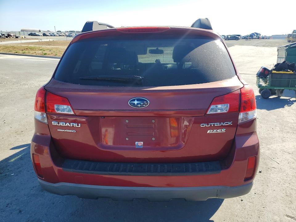 Photo 6 from auction – 2011 SUBARU OUTBACK with VIN 4S4BRBGC8B3370748