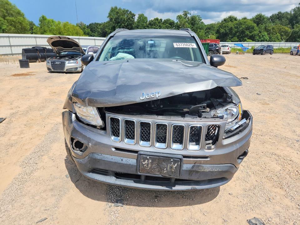 Photo 5 from auction – 2013 JEEP COMPASS with VIN 1C4NJCEA1DD223121