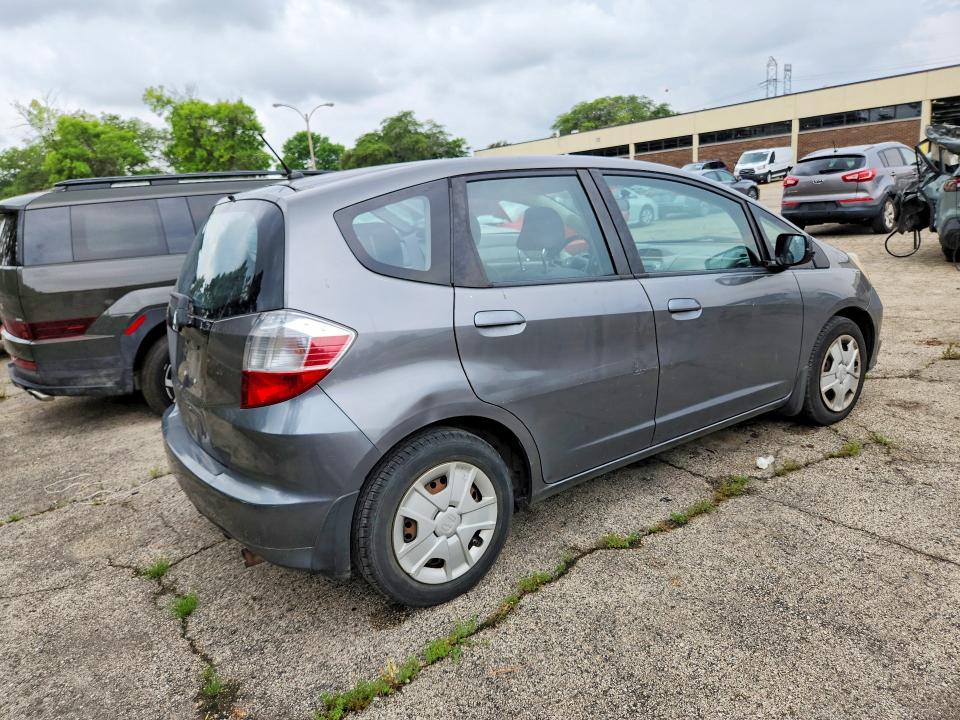 Photo 3 from auction – 2013 HONDA FIT with VIN JHMGE8H37DC023307