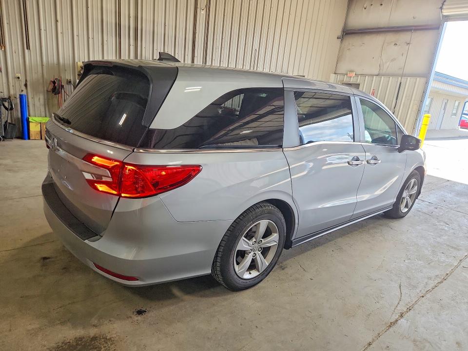 Photo 3 from auction – 2019 HONDA ODYSSEY with VIN 5FNRL6H78KB079733